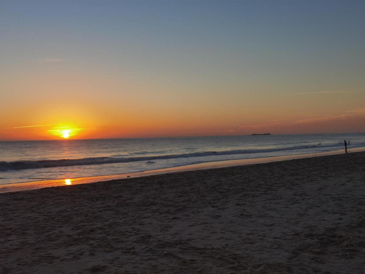 La Barrosa-Novo Sancti Petri, Wifi, Aire Acondicionado, Parking Lägenhet Chiclana de la Frontera Exteriör bild